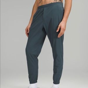 Lululemon Men’s “Surge” Jogger 29” Inseam (M) *REGULAR*